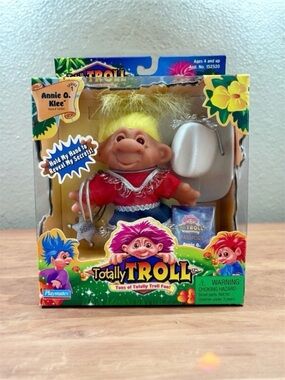 NEW! Playmates Totally TROLL Vintage 2001 ANNIE O. KLEE Cowgirl Doll Series 1